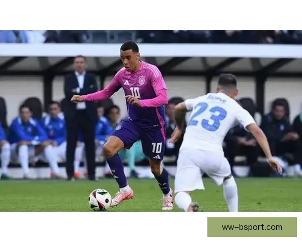 冰岛客场上演逆转绝杀 欧洲杯附加赛战胜以色列晋级